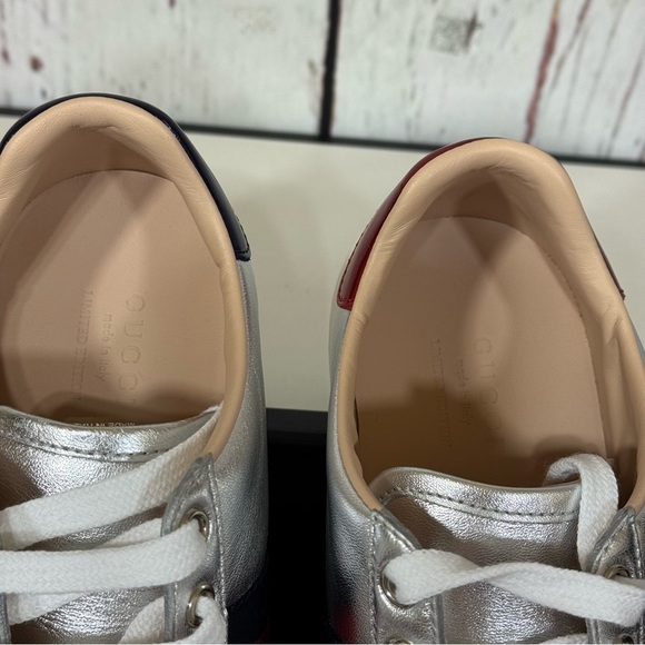 GUCCI ACE Year of the Dog Metallic Silver Women’s Napa Leather Sneakers 7 NiB - Picture 9 of 17